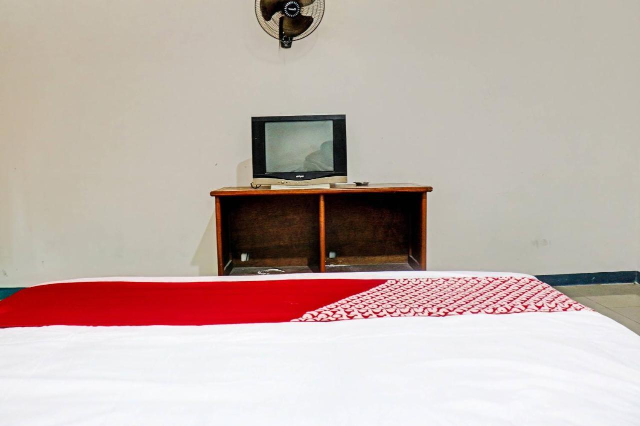Oyo 90483 Homestay Permata Syariah Bangko Eksteriør billede